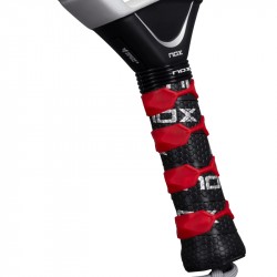 Raquette De Padel Nox AT10 Luxury Genius Attack 18K Alum Agustín Tapia 2026